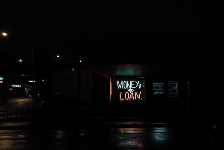 loan advertisment sign